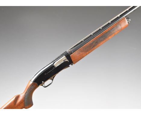 Winchester 1400 Mk II&nbsp;12 bore 3-shot semi-automatic shotgun with chequered semi-pistol grip and forend, vented rib and 2
