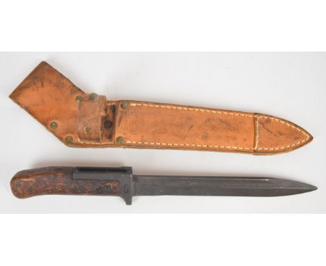 British WW1 Remington bayonet with shortened 18cm blade, converted into a fighting knife, with scabbard and frog together wit