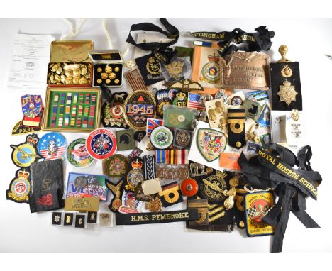 Large collection of cloth, metal and anodised badges, buttons and other militaria including Victoria Regiment Light Horse, Of
