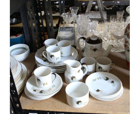 Royal Doulton Rondelay dinner and tea service, and a Royal Doulton Westwood breakfast service 