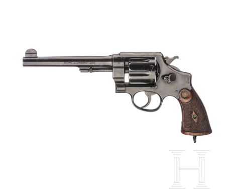 Smith & Wesson .455 Mark II Hand Ejector, 2nd Model  Kal. .455 Webley, Nr. 32150, nummerngleich. Blanker Lauf, Länge 6½". Sec