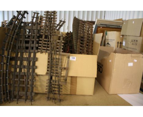 Very large quantity of G scale / O gauge wooden and metal track (9 boxes) 