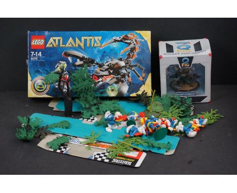 Group of toys to include boxed Lego Atlantis 8076 (unchecked), boxed Marvel Q Fig Rocket and Groot, Scalextric trade boxes, M