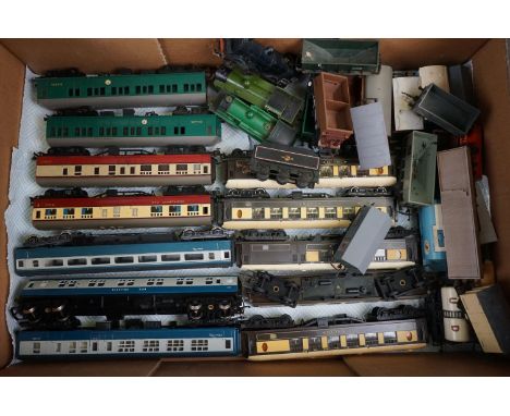 30 OO gauge items of rolling stock to include coaches, trucks and tankers featuring Triang, Lima, Wrenn etc plus 3 x locomoti