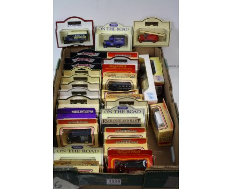 30 x Boxed Lledo diecast models to include DG88005 1931 Sentinel Steam Wagon, 013047 1894 Model 'A' Ford Van, 18007 1936 Pack