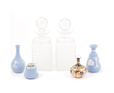 Royal Crown Derby miniature bottle vase, Imari pattern, 10cm, a pair of vases, miniature scuttle, tea caddy, various Wedgwood