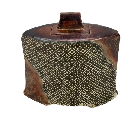 John BEDDING(1947) Lidded Vase Ceramic, incised potter's mark, 20cm tall, 26cm wide and 12cm deep.This pot appears to be in e