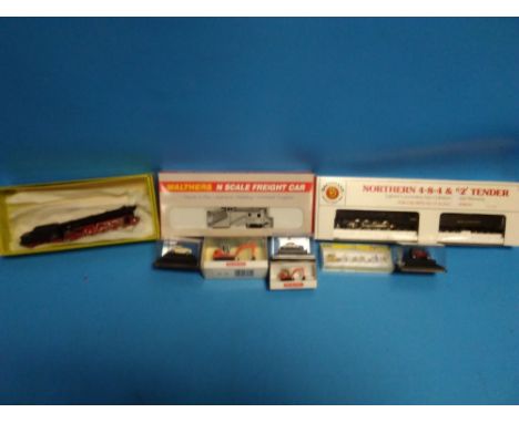 TRAY CONTAINING MAINLY N GAUGE ITEMS TO INCLUDE BOXED BACHMANN 58060 NORTHERN 4-8-4 AND TENDER, BOXED WALTHERS 932-8512 SNOW 