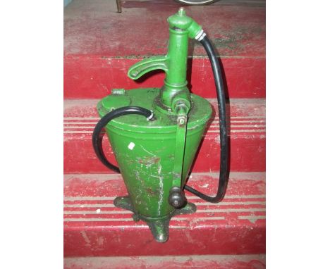 A VINTAGE OIL TRANSMISSION PUMP BY BAELZ