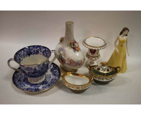 A COLLECTION OF CERAMICS TO INCLUDE ANTIQUE ROYAL WORCESTER, DAVENPORT, ROYAL DOULTON ETC (SOME A/F) 
