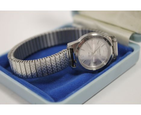 A LADIES TISSOT PR50 DATE WRIST WATCH 