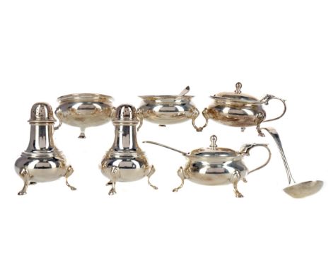 GEORGE V SILVER CRUET SET, maker Goldsmiths &amp; Silversmiths Co Ltd, London 1929, comprising two open salt cellars, two pep