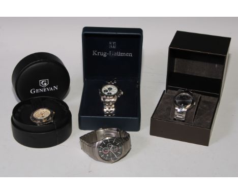 Watches - a Skagen titanium Ecco quartz chronometer bracelet watch, 10 atm, 092XXLTXN;  Gucci 8900 8900M quartz mid size brac