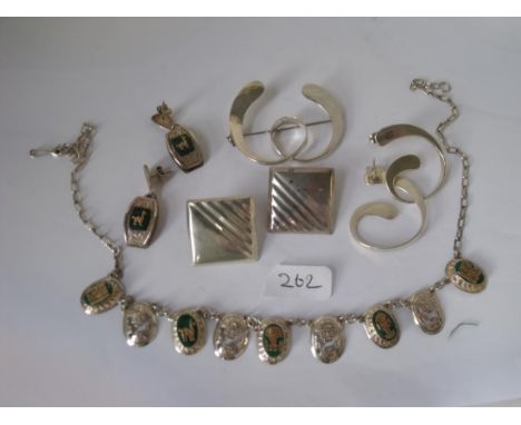 Bag of silver items 47g      