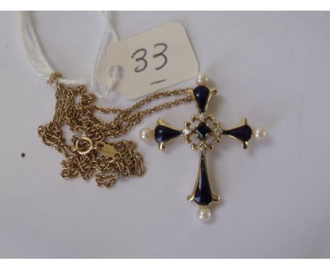 14ct gold, enamel & pearl cross on 14ct gold chain   5.6g inc        