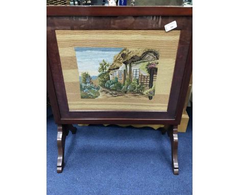 TAPESTRY FOLDING FIRE SCREEN