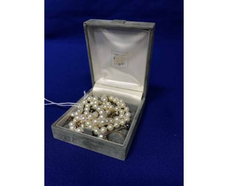 PEARL NECKLACE, VARIOUS EARRINGS AND A RING