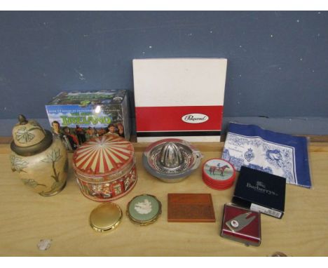 Mixed lot including brass ginger jar, place mats, new and sealed 20 disc CD boxset, makeup compacts and books etc&nbsp;