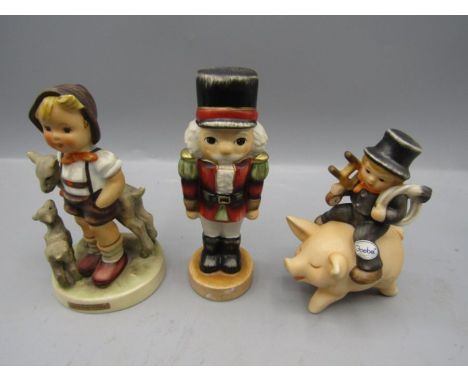 3 Goebel figures