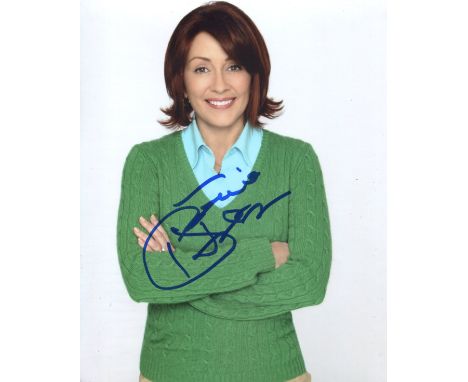 Patricia Heaton who starred in Everybody Loves Raymond and The Middle signed 8x10 photo. Good condition. All autographs come 