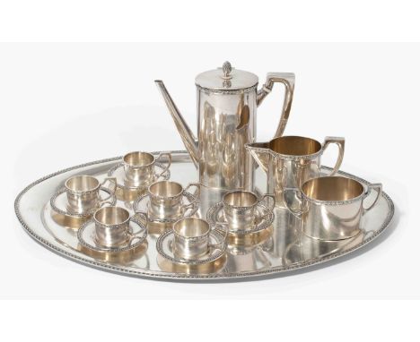 Mokkaservice, Wien, 1922–25Silber, 10-teilig. Meistermarke FK u. FV. Blanke Zylinderform mit tiefem Ausgusshahn, flachem Deck