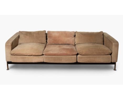 Robert Haussmann, Sofa "RH 302 Atlas"(1931 Zürich 2021)Entwurf 1954–56 für De Sede, Schweiz. 3-Sitzer. Verchromter Flachstahl