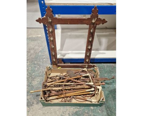 Late Victorian/Edwardian hunting interest&nbsp;- wooden and brass wall-mounted riding whip stand, having pairs of brass hooks