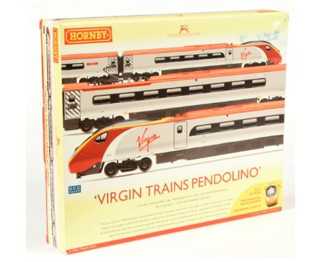 Hornby (China) R2467 Virgin Trains 4-car Class 390 "Pendolino" Overhead Electric EMU comprising Power Car, Non Power Trailer 