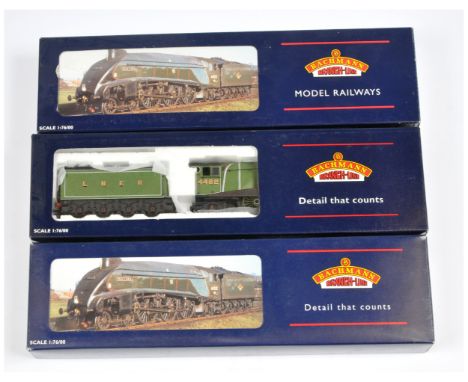 Bachmann group of A4 Class Steam Locomotives comprising of 31-950X 4-6-2 LNER A4 Class Steam Locomotive No. 2509 "Silver Link