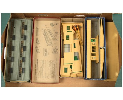 Hornby Dublo group of mainly Buildings to include 5005 2-road Engine Shed (incomplete) and others (see photo). Conditions are