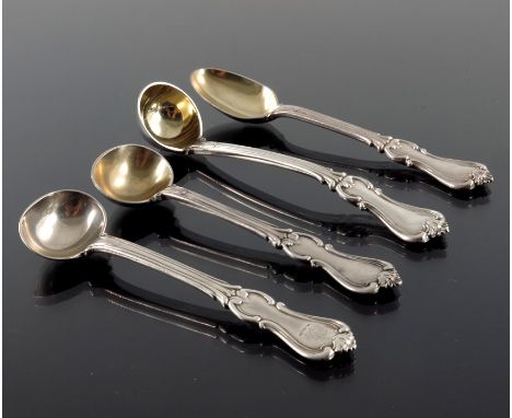 Four Victorian and William IV silver condiment and egg spoons, William Eaton and Elizabeth Eaton, London 1835 to 1849, Albert