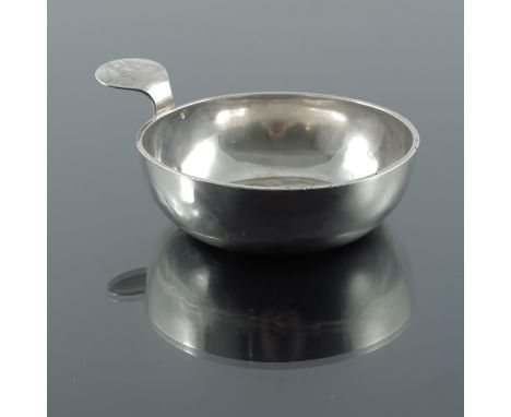 An 18th century Dutch silver porringer, Amsterdam 1768, plain form with applied thumbpiece, engraved to the centre with a man