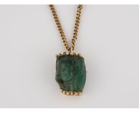 COLLIER Gelbgold. L. Kette 46 cm, Hängelement L. 3,8 cm. Ges.-Gew. ca. 52,8 g. Kette gest. 585, niederländische Punzierung 'E