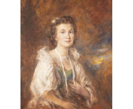 ANDREAS PATZELT 1896 - 1980 Portrait of a Lady Oil on canvas. 71 x 81 cm (F. 94 x 84 cm). Indistinctly signed lower right. Ve