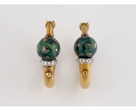 PAAR EMAILLE-OHRCREOLEN 'LA NOUVELLE BAGUE' Gelbgold. L. 3,8 cm, Ges.-Gew. ca. 22,3 g. Gest. 18 K, Herstellersignet, italieni