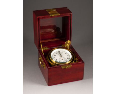 MARINE-CHRONOMETER 'TU 25-07 1533-84' Sowjetunion, Hersteller: Pajot, nach 1947 Mahagoni, poliert; Messing, part. vergoldet, 