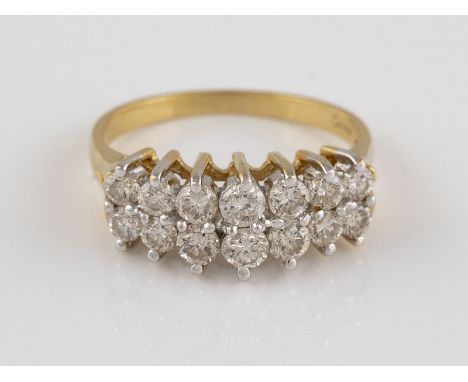 BRILLANT-RING Gelbgold. Ringmaß ca. 58, Ges.-Gew. ca. 4,4 g. Gest. 14 K, 585, Herstellersignet. 14 Brillanten, zusammen ca. 1