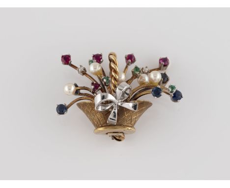 BROSCHE 'BLUMENKORB' Gelbgold, Weißgold. 3,8 x 2,5 cm, Ges.-Gew. ca. 12,2 g. Geprüft 14 K. Brosche in Form eines Blumenkorbs,