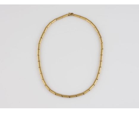 DIAMANT-COLLIER Gelbgold. L. 42 cm, Ges.-Gew. ca. 39,9 g. Geprüft 18 K (innenliegende Elemente nicht prüfbar). Gliederkette m