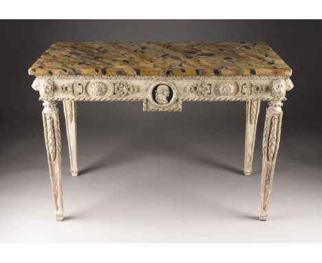 GROSSER PRUNKTISCH IM KLASSIZISTISCHEN STIL Wohl Italien, 19./ 20. Jh. Holz, geschnitzt, farbig gefasst. H. 93 cm, B. 133 cm,