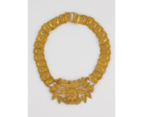 GOLD-COLLIER Gelbgold. L. 38,5 cm, Ges.-Gew. ca. 27,8 g. Geprüft 21,6 K. Besch., rest.