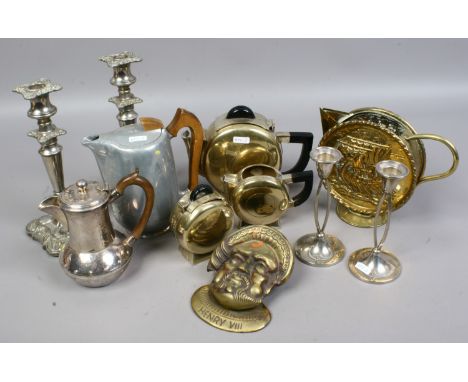 A collection of metalwares to include Art Deco teaset, Picquot ware, Brass door knocker etc.