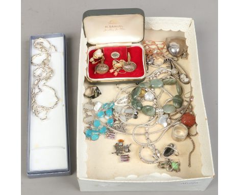 A quantity of silver jewellery etc including a boxed bracelet and necklace set, cased silver gilt cufflinks, hardstone bracel