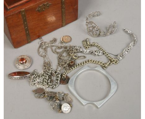 A mahogany tea caddy and assorted white metal jewellery including a Celtic style brooch etc.