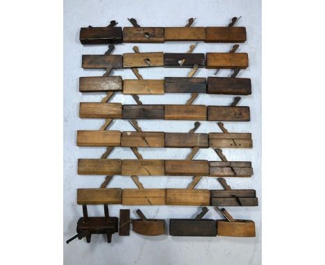 Vintage woodworking tools: Good collection of planes (hollows and rounds)