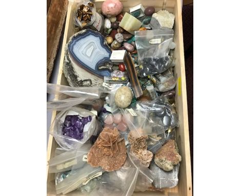 Large collection of polished Gemstones to include Tigers Eye, Amethyst, Hematite, Fools Gold etc etc