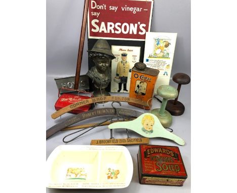 Collection of vintage items / curios to include Weetabix ceramic bowl, Sarson's vinegar advertising chalkboard, a selection o