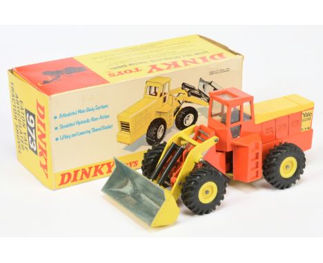 Dinky Toys 973 Eaton Yale Articulated Tractor Shovel - Orange body, yellow engine cover and front shovel, black interior and 