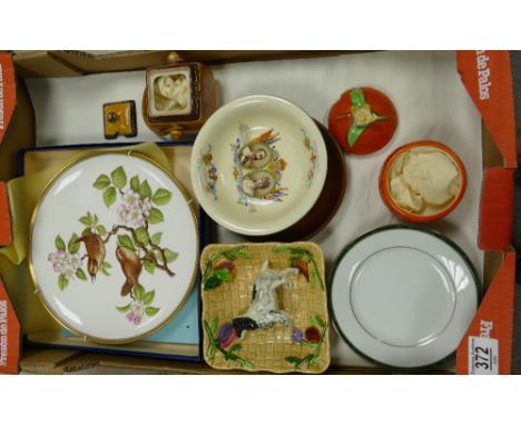 A mixed collection of items to include: Spode boxed plate, Carltonware storage pot, commemorative bowl etc