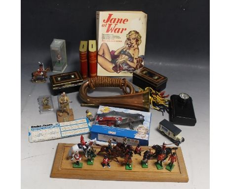 A QUANTITY OF LOOSE BRITAINS MODEL SOLDIERS, together with a quantity of collectable items, including a Bugle, Vintage money 